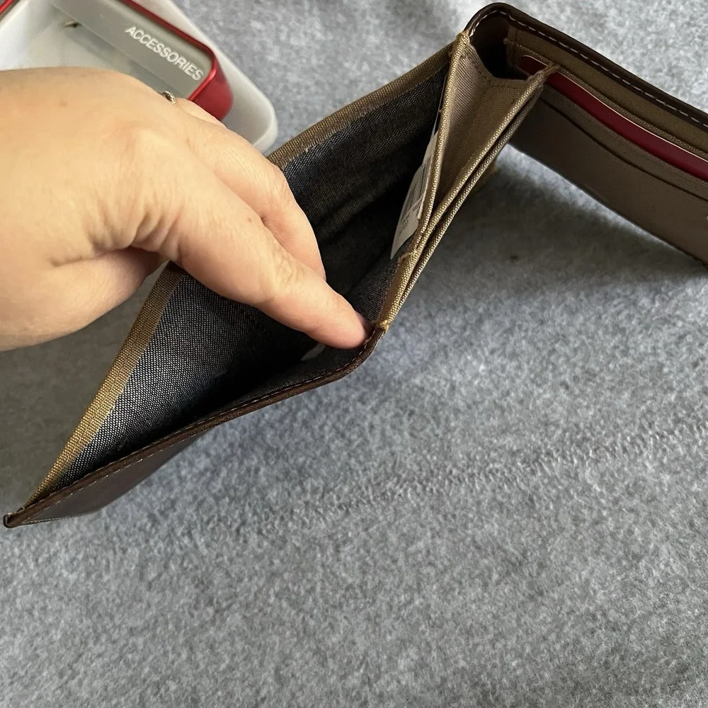 Levi's Brown Leather Trifold Wallet‎ Levi's Men's New Soft Leather 31LV2005 Gift